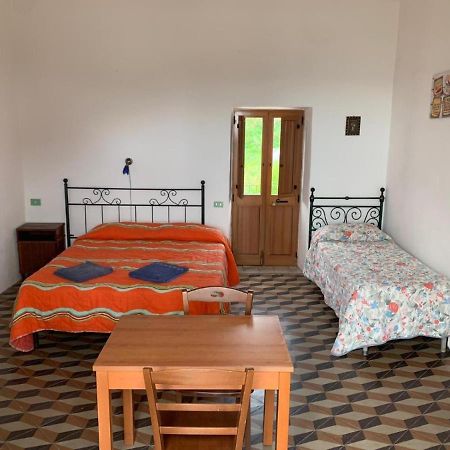 Case La Pergola Stromboli Eksteriør billede